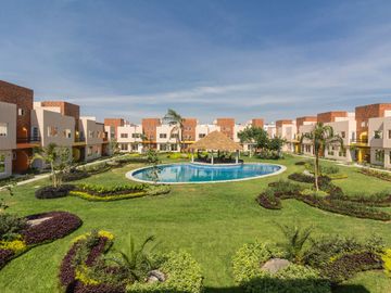 Casa en Venta en condominio con alberca al sur de Cuernavaca en Emiliano Zapata Morelos