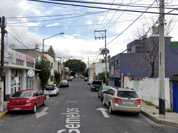 CASA EN REMATE BANCARIO FELIPE ANGELES PROVIDENCIA AZCAPOTZALCO