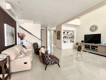 Termurah Rumah Vila Villa Bukit Regency VBR Pakuwon Indah Paling Murah Surabaya
