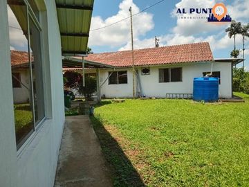 Hacienda de Venta en Puerto Quito con 2 casas - Vía a la Sexta
