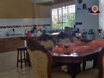 Hacienda de Venta en Puerto Quito con 2 casas - Vía a la Sexta