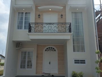 Dijual Rumah Mewah Murah 2 Lantai CIrendeu Dekat ACE Hardware Gaplek