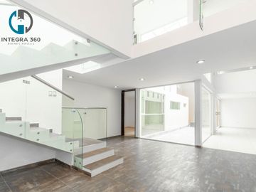 El lugar perfecto para crear recuerdos, en esta Bonita casa en zona plateada,Mina Camelia Paraíso
