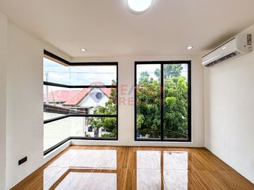 3-storey House and Lot for Sale in Greenwoods Executive Village Pasig City