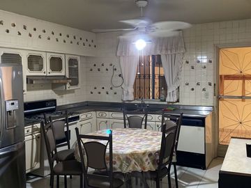 CASA VENTA CONTRY LA SILLA 8 SECTOR GUADALUPE NUEVO LEON CERCA AV. LAS AMERICAS EXCELENTE UBICACION