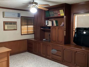 CASA VENTA CONTRY LA SILLA 8 SECTOR GUADALUPE NUEVO LEON CERCA AV. LAS AMERICAS EXCELENTE UBICACION