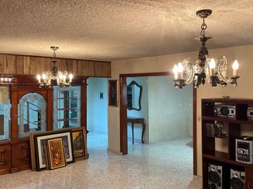 CASA VENTA CONTRY LA SILLA 8 SECTOR GUADALUPE NUEVO LEON CERCA AV. LAS AMERICAS EXCELENTE UBICACION