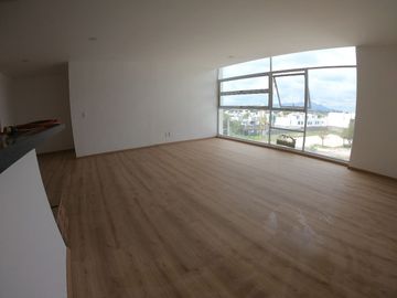 Departamento  sobre Avenida a unos minutos del Tec de Monterrey