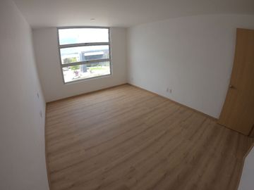 Departamento  sobre Avenida a unos minutos del Tec de Monterrey