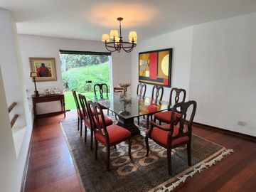 VENDO CASA DE LUJO EN CONDOMINIO
