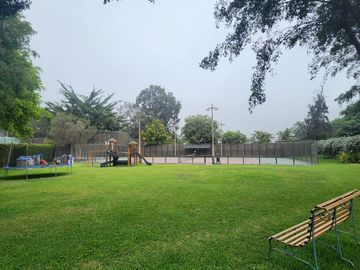 VENDO CASA DE LUJO EN CONDOMINIO
