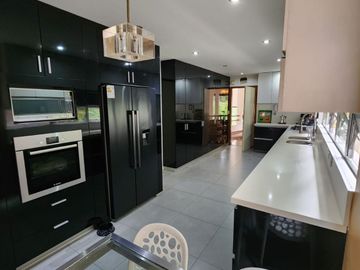 VENDO CASA DE LUJO EN CONDOMINIO