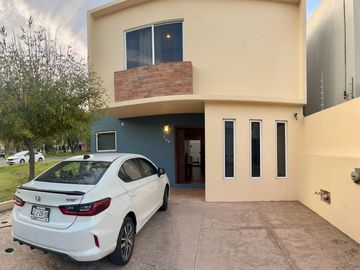 Casa en Venta en Valle Imperial en Zapopan, Jalisco