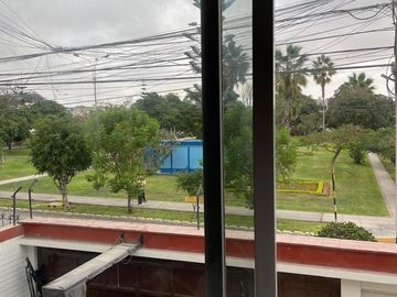 Frente a parque, inmejorable ubicación