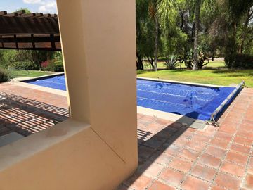 VENTA DE CASA UN NIVEL EN BALVANERA GOLF POLO Y COUNTRY CLUB