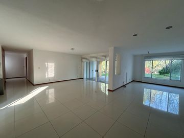VENTA DE CASA UN NIVEL EN BALVANERA GOLF POLO Y COUNTRY CLUB