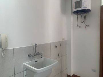 Vendo Hermosa Casa 2 Niveles en Condominio Surco