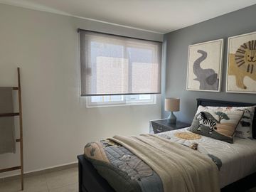 CASA EN VENTA EN PRIVADO CON ALBERCA EN ELÓN GTO ZONA NORTE