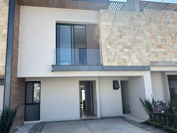 ESTRENA VENTA DE CASA EN PRIVADA CON AMENIDADES EN VILLAMAGNA RESIDENCIAL