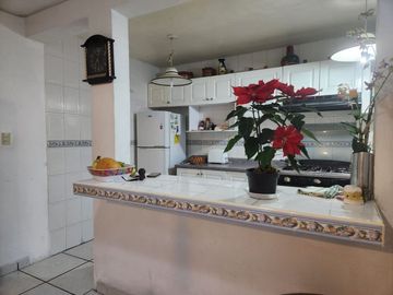 CASA EN VENTA EN TIZAPAN SAN ANGEL