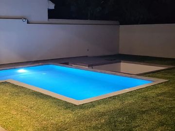 Estrena, amplia casa en venta, Burgos, ZONA CALIDA