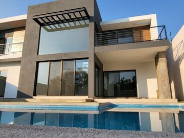 Estrena, amplia casa en venta, Burgos, ZONA CALIDA