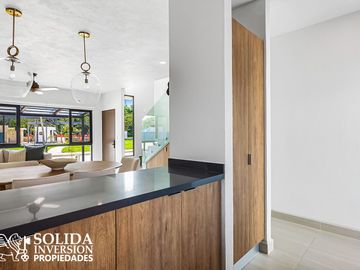 PUERTO VALLARTA | CASA DE 3 RECÁMARAS, DENTRO DE LOS ENCINOS - PREVENTA