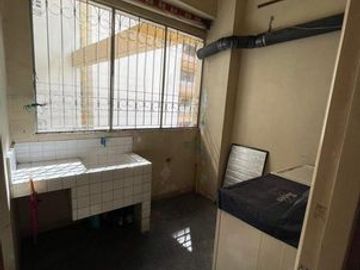 3BR Condo Unit for Sale in Escolta Twin Tower nearby Binondo