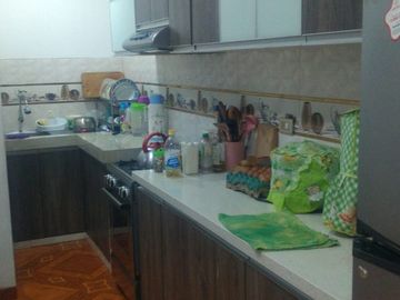 VENTA DE CASA SEGURA EN ZONA CENTRICA EN  SAN JUAN DE LURIGANCHO