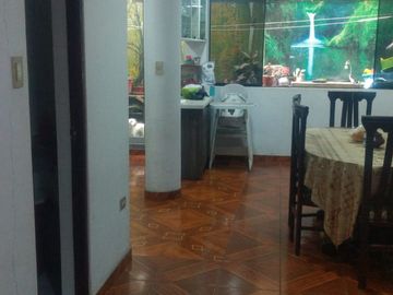 VENTA DE CASA SEGURA EN ZONA CENTRICA EN  SAN JUAN DE LURIGANCHO