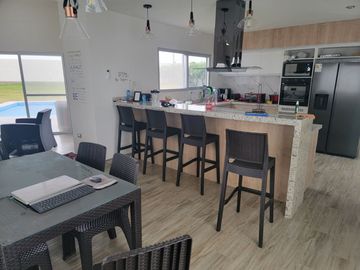 Venta De Casa En Condominio en Pisco