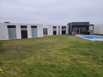 Venta De Casa En Condominio en Pisco