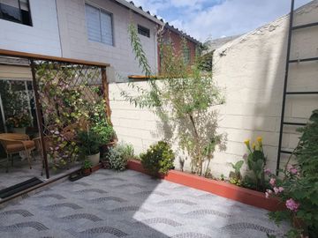 Venta de Casa de 85 Metros en el sector de Solca, Eloy alfaro, Norte