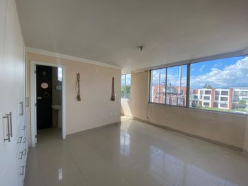 Departamento de 3 dormitorios de venta en calderon