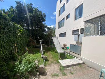 Departamento de 3 dormitorios de venta en calderon