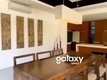 DIJUAL VILLA BATU BELIG KEROBOKAN BADUNG, BALI