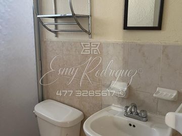 CASA EN VENTA, PUERTA SAN CARLOS, León,Gto; EQUIPADA, PRIVADA, ZONA SUR