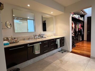 Venta de casa en la colonia Florida