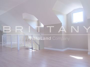 Luxury House & Lot in Sta Rosa Laguna - Carolyn RFO