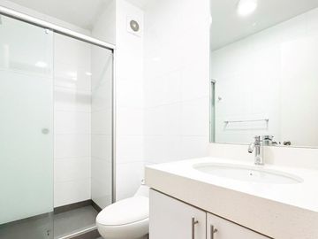 Venta  moderno Flat cerca al Jockey Plaza, Surco.