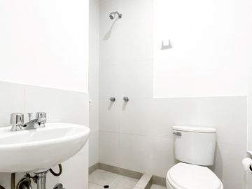 Venta  moderno Flat cerca al Jockey Plaza, Surco.