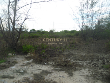 Empty land for sale Filled in and has a wide frontage next to the main road with an exit to the Bang Pakong River. Tha Sa-an Subdistrict Bang Pakong-C