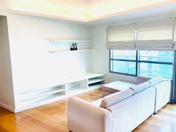 UPGRADED AND INTERIORED 2BR UNIT FOR SALE IN THE RESIDENCES AT GREENBELT