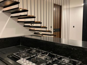 CASA NUEVA EN VENTA EN MAYORCA RESIDENCIAL A UNOS MINUTOS DEL PUERTO INTERIOR DE LEON GTO