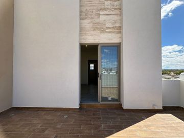SE VENDE CASA EN BASALTO