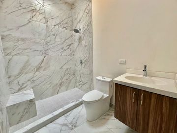 SE VENDE CASA EN BASALTO