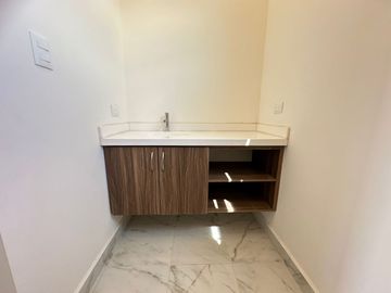 SE VENDE CASA EN BASALTO