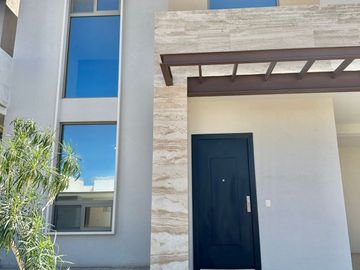 SE VENDE CASA EN BASALTO