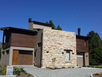 HERMOSO LOTE en DOS VALLES