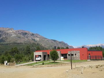 HERMOSO LOTE en DOS VALLES